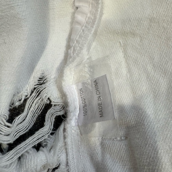 Carmar LF Audre Distressed White Denim Trucker Jacket Oversized XS NWT - Picture 11 of 11